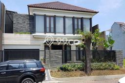 Hunian Mewah LB 500m2 Siap Huni Desain Elegan di Pakuwon City, Surabaya Hunian Mewah LB 500m2 Siap Huni Desain Elegan di Pakuwon City, Surabaya