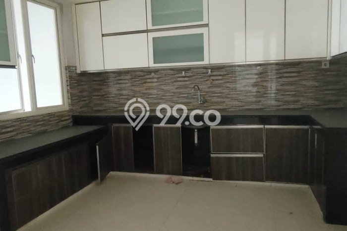 Rumah di Citraland, 4 KT, View Indah, LT 308m2m² Bangunan 400m2m² Rumah di Citraland, 4 KT, View Indah, LT 308m2m² Bangunan 400m2m²