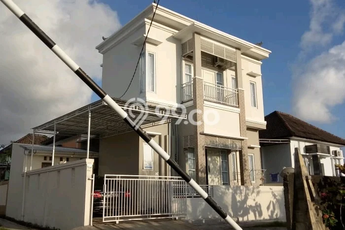 Rumah Kontrakan Badung LT 100m2 LB 155m2 Area Nusa Dua Rumah Kontrakan Badung LT 100m2 LB 155m2 Area Nusa Dua
