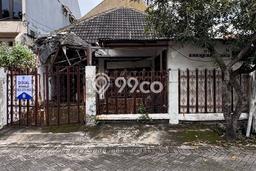 For Sale Rumah 3 Kamar Lokasi Strategis Nyaman dan Strategis di Dukuh Pakis For Sale Rumah 3 Kamar Lokasi Strategis Nyaman dan Strategis di Dukuh Pakis