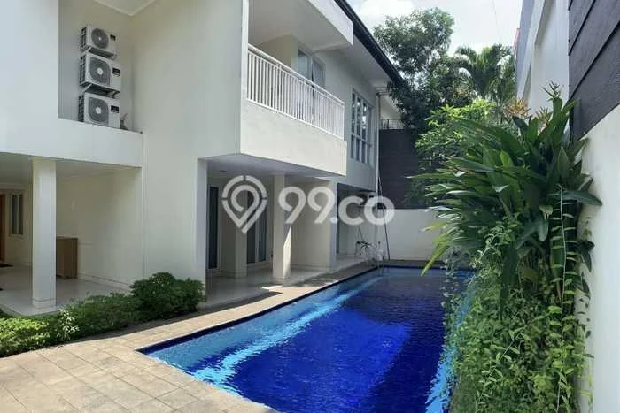 Hunian Modern dengan LT 324m2 & LB 300m2 Dikontrakkan di Antasari Hunian Modern dengan LT 324m2 & LB 300m2 Dikontrakkan di Antasari