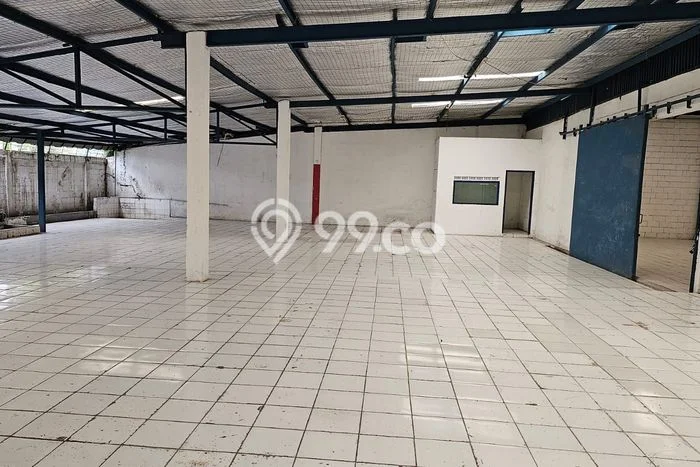 Disewakan Gudang di Kawasan Ramai Pondok Ungu Luas 1672m2 Disewakan Gudang di Kawasan Ramai Pondok Ungu Luas 1672m2
