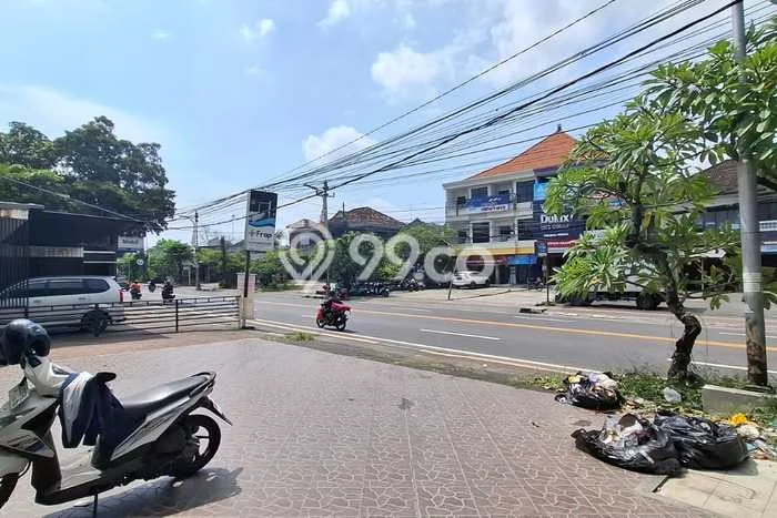 FOR RENT! Ruko di Gatot Subroto Cocok untuk Bisnis 335m2 FOR RENT! Ruko di Gatot Subroto Cocok untuk Bisnis 335m2