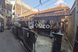 Rumah Luas Asri 13 KT Siap Pakai di Cipedes Bandung Rumah Luas Asri 13 KT Siap Pakai di Cipedes Bandung