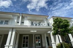 Ready to Use! Luxury House LT 162m2 Desain Elegan di Gading Serpong Ready to Use! Luxury House LT 162m2 Desain Elegan di Gading Serpong