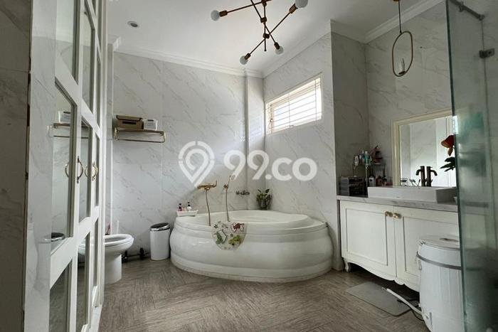 For Sale! Premium House LT 253m2 Desain Elegan di Ragunan For Sale! Premium House LT 253m2 Desain Elegan di Ragunan