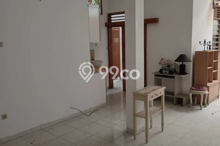 Disewakan Hunian Konsep Minimalis di Tebet Jakarta Selatan dengan 5 KT Disewakan Hunian Konsep Minimalis di Tebet Jakarta Selatan dengan 5 KT