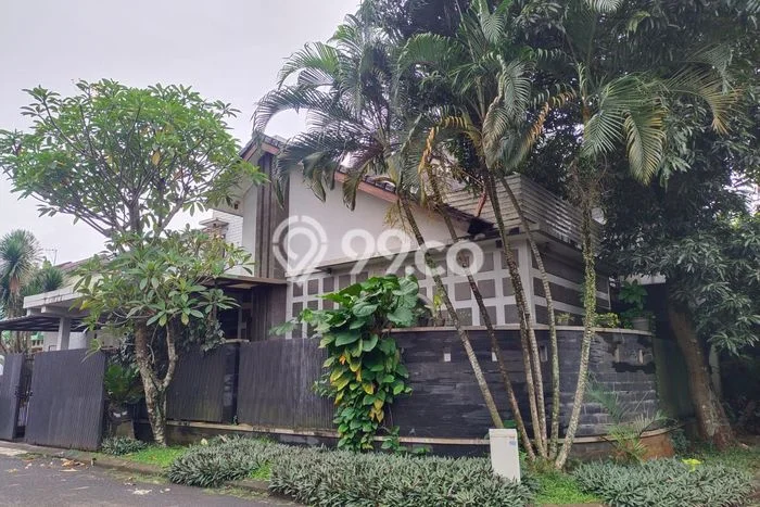 Dijual Rumah Luas Megah Dengan View Cantik di Bintaro, Jakarta Selatan Dijual Rumah Luas Megah Dengan View Cantik di Bintaro, Jakarta Selatan