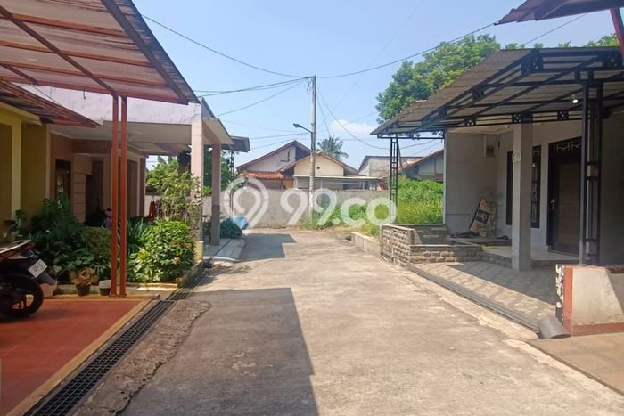 Dijual Cepat Rumah Bagus Siap Huni LB 150m2 di Cilodong, Depok Dijual Cepat Rumah Bagus Siap Huni LB 150m2 di Cilodong, Depok