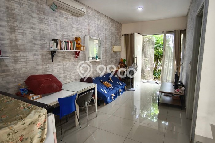 Rumah Kontrakan Jakarta Barat LT 108m2 LB 100m2 Kawasan Green Lake City Rumah Kontrakan Jakarta Barat LT 108m2 LB 100m2 Kawasan Green Lake City