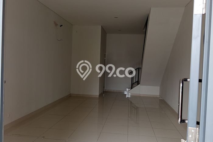 Ruko Disewa di Tangerang dengan LB 170m2 Area Komersial Ramai Ruko Disewa di Tangerang dengan LB 170m2 Area Komersial Ramai