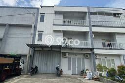 LOKASI STRATEGIS! Gudang Disewakan Kawasan Kalideres, Luas 550m², Area Ramai LOKASI STRATEGIS! Gudang Disewakan Kawasan Kalideres, Luas 550m², Area Ramai