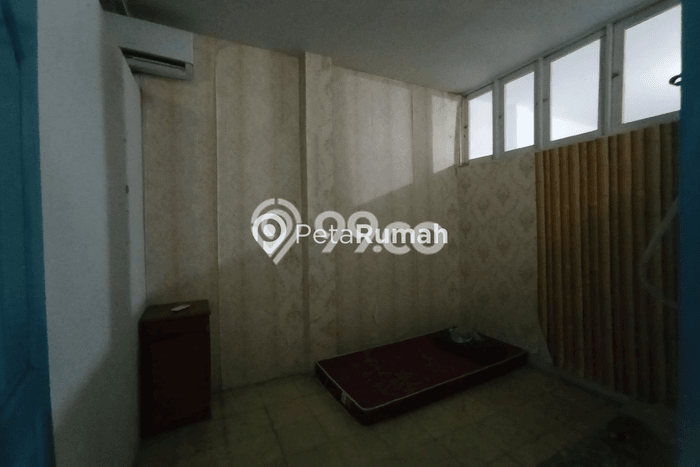 Rumah PREMIUM! di Medan Maimun, Medan, LT 68m² Bangunan 136m², BISA KPR Rumah PREMIUM! di Medan Maimun, Medan, LT 68m² Bangunan 136m², BISA KPR