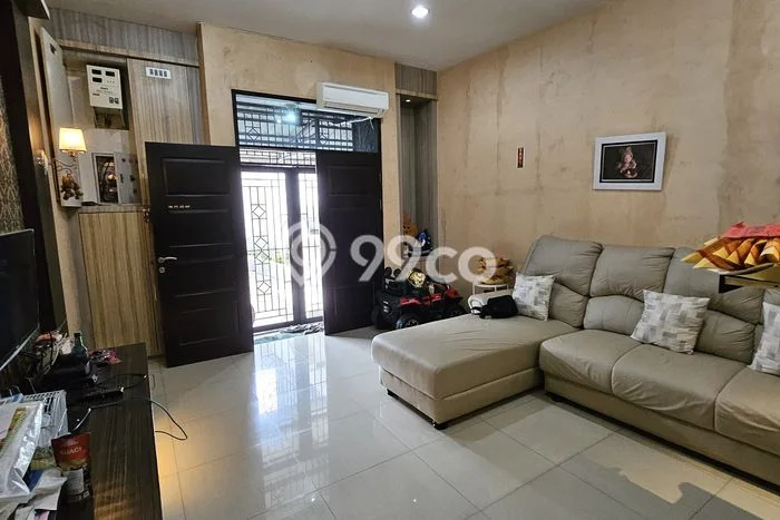Rumah Modern Cantik 4 KT Bisa Langsung Pindah di Medan Timur Rumah Modern Cantik 4 KT Bisa Langsung Pindah di Medan Timur