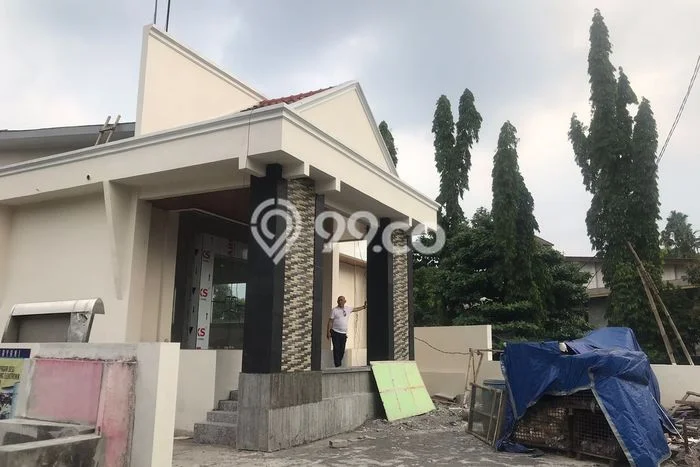 For Sale Rumah Mewah Exclusive di Ungaran Barat, Semarang For Sale Rumah Mewah Exclusive di Ungaran Barat, Semarang