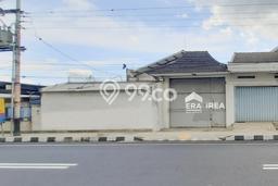 Disewakan Gudang komersial di Jebres luas bangunan 419m2 Disewakan Gudang komersial di Jebres luas bangunan 419m2