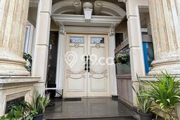 Ready to Use! Premium House LT 300m2 Desain Elegan di Green garden Ready to Use! Premium House LT 300m2 Desain Elegan di Green garden