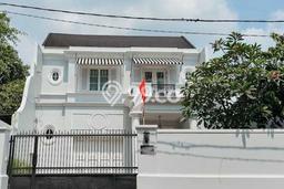Dijual Rumah Mewah Megah Dengan View Eksklusif di Pulomas, Jakarta Timur Dijual Rumah Mewah Megah Dengan View Eksklusif di Pulomas, Jakarta Timur