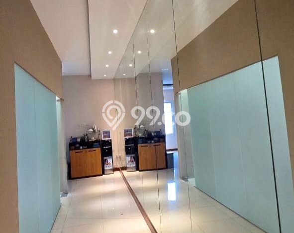 Ruko Dijual di Jakarta Selatan LT 93m2 & LB 350m2 Lokasi Terbaik! Ruko Dijual di Jakarta Selatan LT 93m2 & LB 350m2 Lokasi Terbaik!