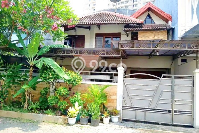 Dijual Rumah Premium dengan Fasilitas Sekitar Lengkap di Kebon Jeruk, Jakarta Barat Dijual Rumah Premium dengan Fasilitas Sekitar Lengkap di Kebon Jeruk, Jakarta Barat