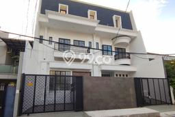 Rumah Luxury Modern Siap Huni di Tomang Jakarta Barat Rumah Luxury Modern Siap Huni di Tomang Jakarta Barat