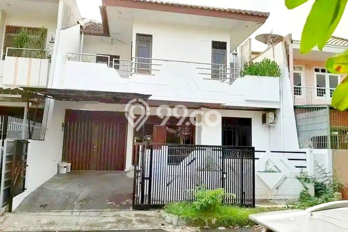 Rumah Disewakan Jakarta Barat LT 200m2 LB 250m2 Area Intercon Rumah Disewakan Jakarta Barat LT 200m2 LB 250m2 Area Intercon