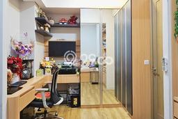 Apartemen Terawat Dijual di Jakarta Barat Spesifikasi 2 KT, 2 KM Apartemen Terawat Dijual di Jakarta Barat Spesifikasi 2 KT, 2 KM