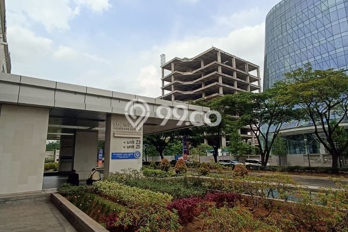 Unit Ruko disewakan di BSD Tangerang Selatan dengan LT 144m2 / LB 655m2 Unit Ruko disewakan di BSD Tangerang Selatan dengan LT 144m2 / LB 655m2