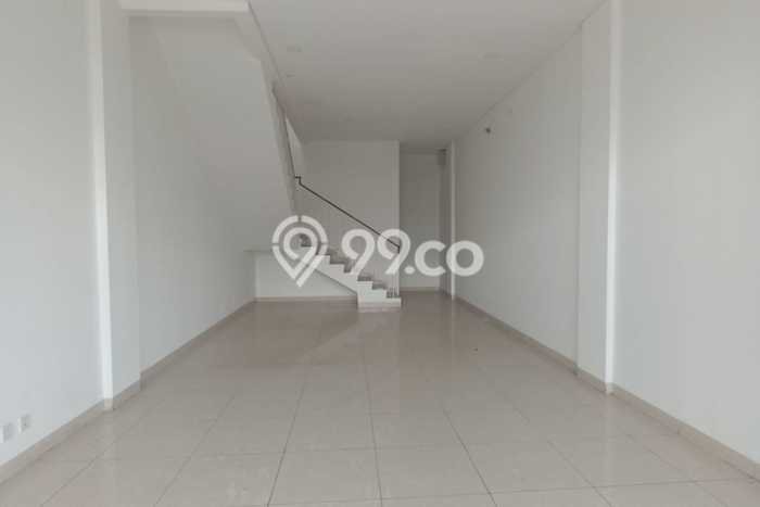 Ruko disewakan lokasi strategis Cisauk Tangerang 238m2 Ruko disewakan lokasi strategis Cisauk Tangerang 238m2