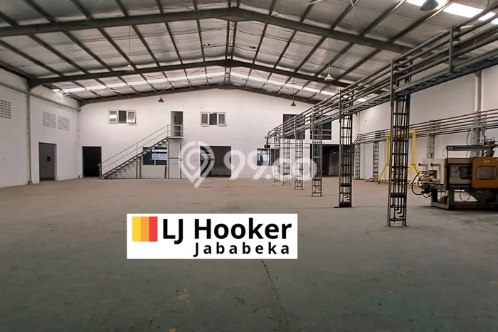 Gudang Bagus Dijual LB 800m2 Lokasi Strategis Bekasi Area Cocok untuk Bisnis Gudang Bagus Dijual LB 800m2 Lokasi Strategis Bekasi Area Cocok untuk Bisnis