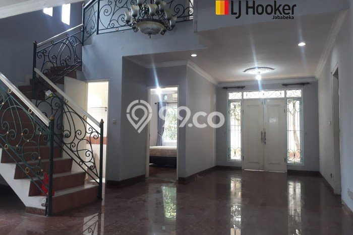 Rumah di Jababeka, Ready, 4 KM, Dekat Jababeka, Bekasi, Bekasi, LT 500m² Bangunan 360m² Rumah di Jababeka, Ready, 4 KM, Dekat Jababeka, Bekasi, Bekasi, LT 500m² Bangunan 360m²