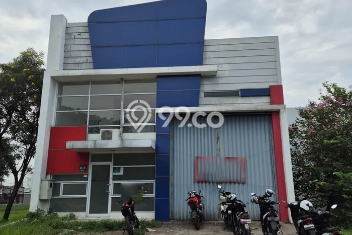 Disewakan Gudang di Kawasan Ramai Jababeka Luas 120m2 Disewakan Gudang di Kawasan Ramai Jababeka Luas 120m2