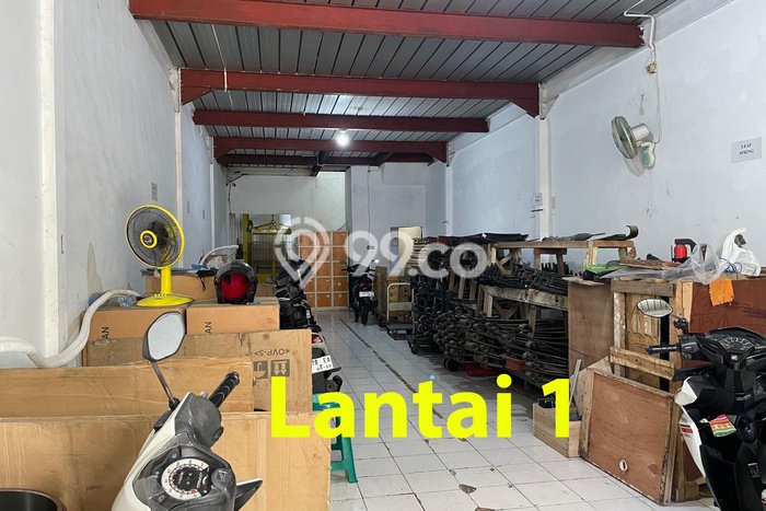 Area Ramai! Ruko Dijual di Tambaksari untuk Bisnis Luas Bangunan 300m2 Area Ramai! Ruko Dijual di Tambaksari untuk Bisnis Luas Bangunan 300m2