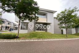 Jual Rumah Luas Megah Dengan View Eksklusif di Pantai Indah Kapuk, Jakarta Utara Jual Rumah Luas Megah Dengan View Eksklusif di Pantai Indah Kapuk, Jakarta Utara