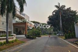 Dijual Rumah Luas Megah Dengan View Cantik di Pantai Indah Kapuk, Jakarta Utara Dijual Rumah Luas Megah Dengan View Cantik di Pantai Indah Kapuk, Jakarta Utara