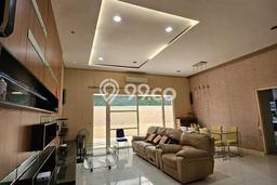 Hunian Elit LB 450m2 Siap Pakai Desain Elegan di Pantai Indah Kapuk, Jakarta Utara Hunian Elit LB 450m2 Siap Pakai Desain Elegan di Pantai Indah Kapuk, Jakarta Utara