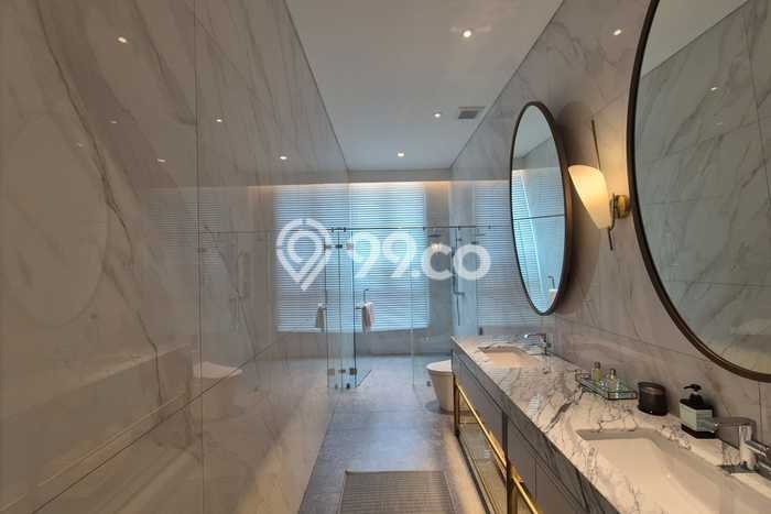 Rumah Elit Modern Tanpa Renovasi di Alam Sutera Tangerang Rumah Elit Modern Tanpa Renovasi di Alam Sutera Tangerang