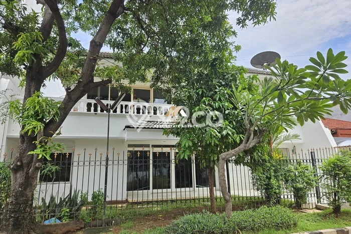 For Sale Rumah Mewah Exclusive di Pulo Gadung, Jakarta Timur For Sale Rumah Mewah Exclusive di Pulo Gadung, Jakarta Timur
