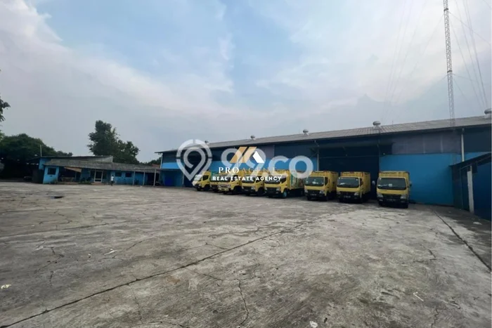Komersial Dijual Lokasi Emas di Tapos Luas 1100m2 Komersial Dijual Lokasi Emas di Tapos Luas 1100m2