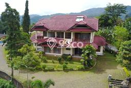Vila Kawasan , Luas 8400m2m², Akses ke beragam fasilitas umum Vila Kawasan , Luas 8400m2m², Akses ke beragam fasilitas umum