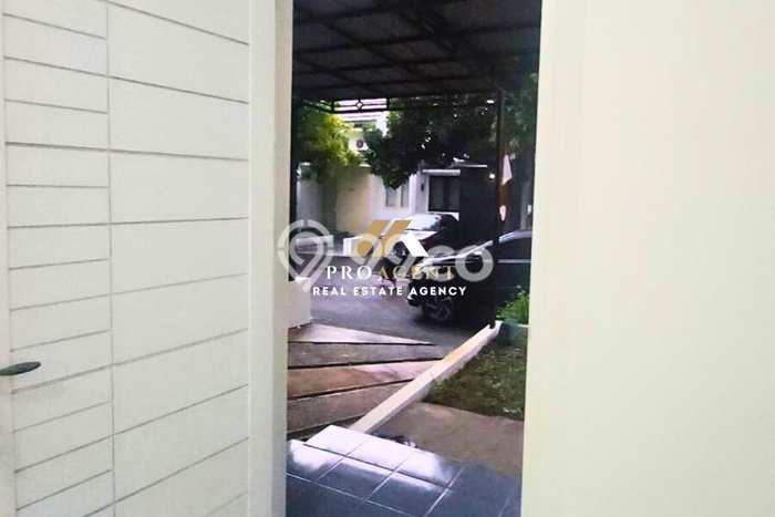 Rumah Strategis Modern Lb 45m2 di Cibinong, Bogor Rumah Strategis Modern Lb 45m2 di Cibinong, Bogor