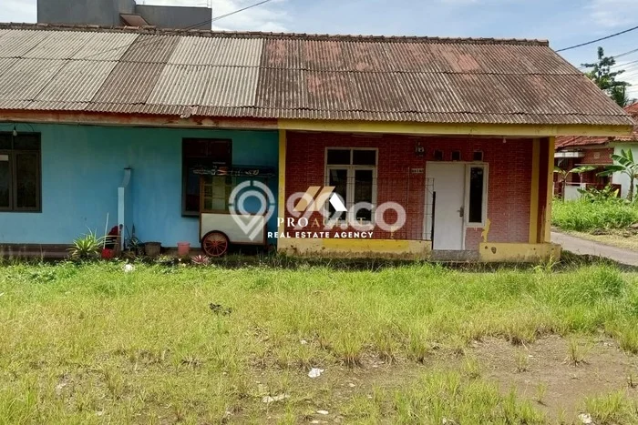 Lahan Dijual Lokasi Cianjur, Cianjur dengan Luas Tanah 1600m2 dan Status SHM Lahan Dijual Lokasi Cianjur, Cianjur dengan Luas Tanah 1600m2 dan Status SHM