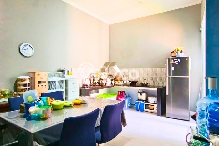Hunian Cantik Modern Lb 210m2 di Babakan Madang, Bogor Hunian Cantik Modern Lb 210m2 di Babakan Madang, Bogor