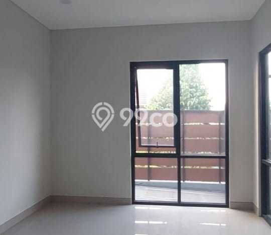 Rumah Minimalis 3 KT LT 266m2 di Taman Holis Indah Rumah Minimalis 3 KT LT 266m2 di Taman Holis Indah