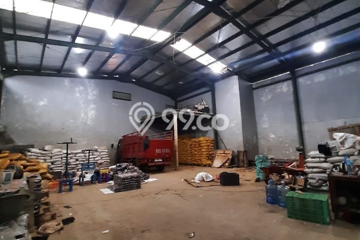 Gudang Dijual Lokasi Stratagis di Babakan Ciparay Bandung Cocok untuk Investasi Gudang Dijual Lokasi Stratagis di Babakan Ciparay Bandung Cocok untuk Investasi