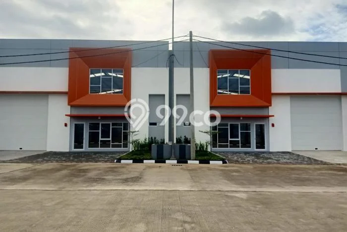 Disewakan Gudang di Padalarang Bandung Barat LT 810m2, LB 540m2 Disewakan Gudang di Padalarang Bandung Barat LT 810m2, LB 540m2