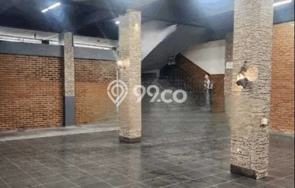 Disewakan Komersial di Kawasan Ramai Pasir Kaliki Luas 1500m2 Disewakan Komersial di Kawasan Ramai Pasir Kaliki Luas 1500m2
