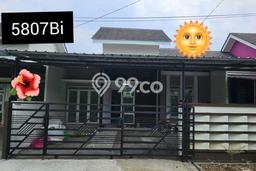 Hunian Strategis 3 KT LB 100m2 Kondisi Bagus di Cibubur Hunian Strategis 3 KT LB 100m2 Kondisi Bagus di Cibubur