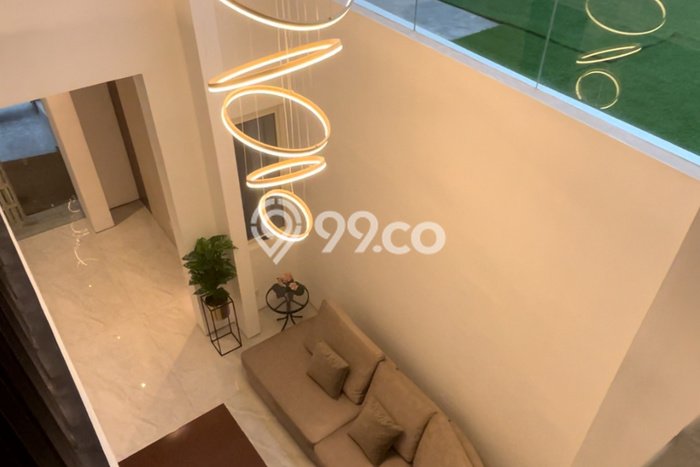 For Sale! Luxury House LT 240m2 Desain Elegan di Alam Sutera For Sale! Luxury House LT 240m2 Desain Elegan di Alam Sutera