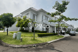 Rumah sewa siap huni 5 KT di Gading Serpong, Tangerang Rumah sewa siap huni 5 KT di Gading Serpong, Tangerang
